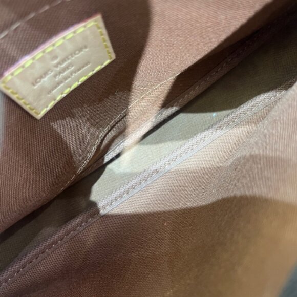 LOUIS VUITTON new lv bag - Picture 6 of 6